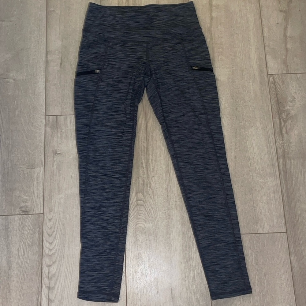 Athleta extra small leggings capris